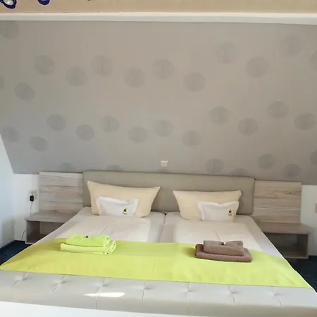 Kraeuterhotel Garni Zur Klostergrotte Hotel 3*