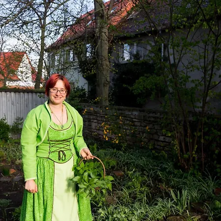 Kraeuterhotel Garni Zur Klostergrotte Nohra (Weimar)