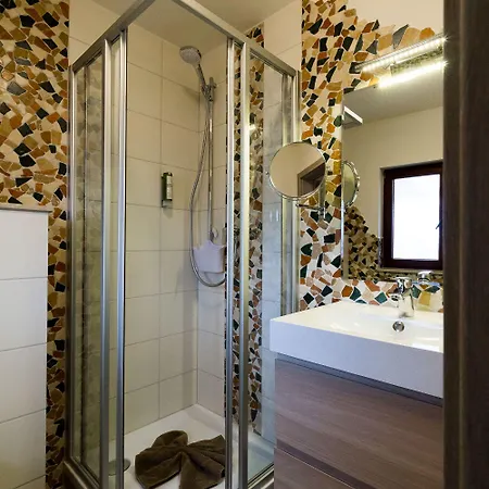 Kraeuterhotel Garni Zur Klostergrotte Nohra (Weimar)