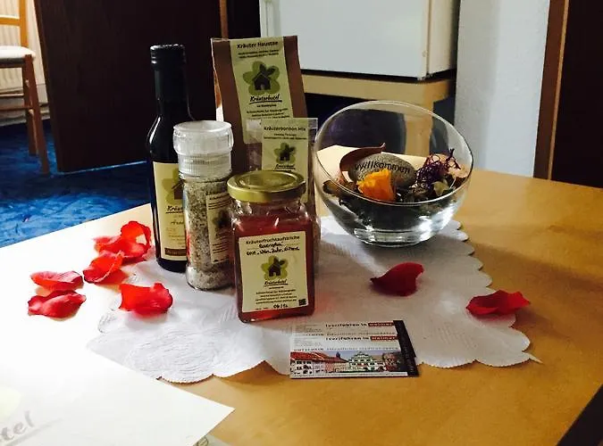 Kraeuterhotel Garni Zur Klostergrotte Nohra (Weimar)